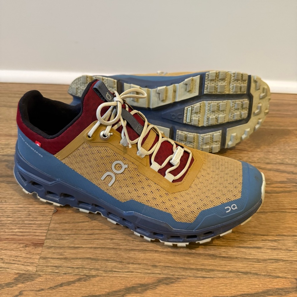 On Running Men's Athletic Shoes - Tan, Blue, and Red